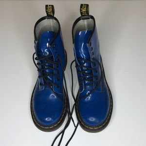 Dr martens patent blue 8